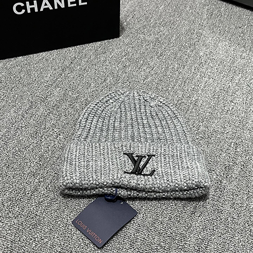 ルイヴィトンコピー LV クラシックロゴ刺繍ニット帽