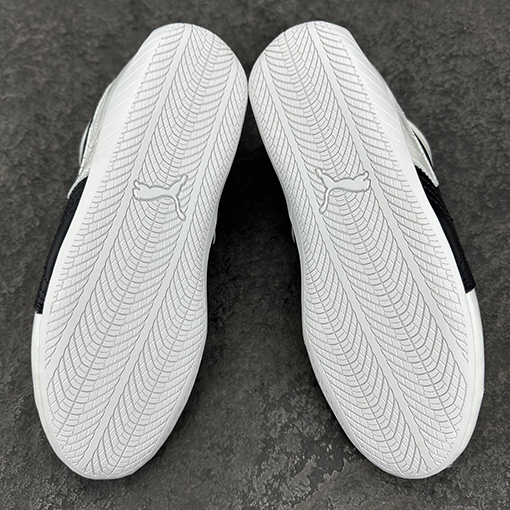 バレンシアガコピー Balenciaga SPEEDCAT ジョイントシリーズ ブラック&ホワイト 牛革スニーカー