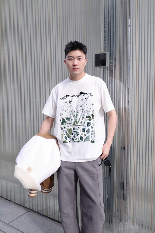 ルイヴィトン LV フォームプリント半袖Tシャツ