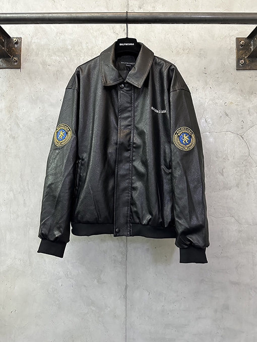 バレンシアガ Balenciaga バッジレザージャケット
