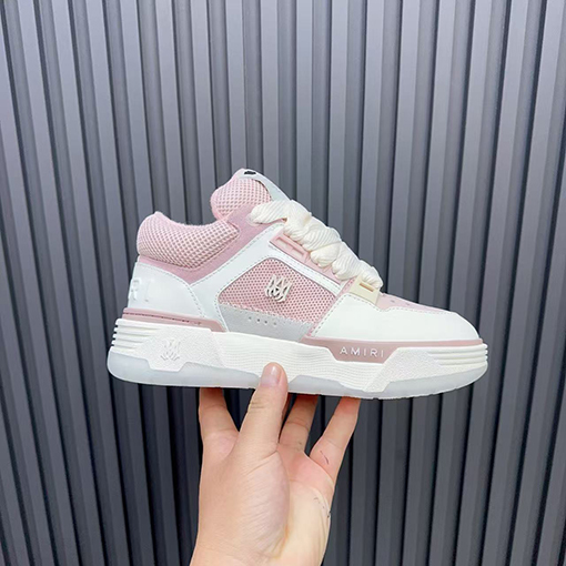 アミリ AMIRI ピンクと白のステッチスニーカー