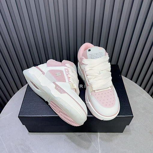 アミリ AMIRI ピンクと白のステッチスニーカー