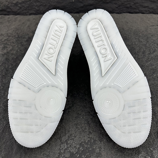 ルイヴィトンスーパーコピー LV Trainer 限定スニーカー