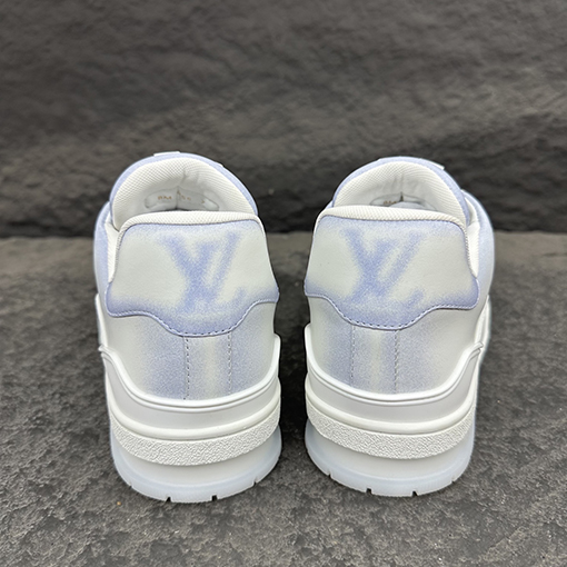 ルイヴィトンスーパーコピー LV Trainer 限定スニーカー