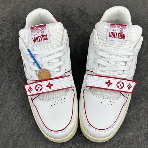 ルイヴィトンスーパーコピー LV Trainer レトロなバスケットボール風スニーカー
