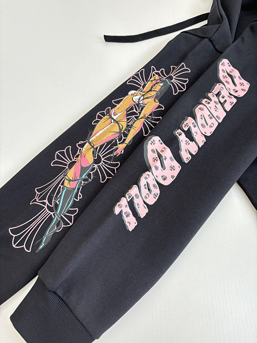 Chrome Hearts X Deadly Doll コラボレーションのフード付きジップアップスパーカー