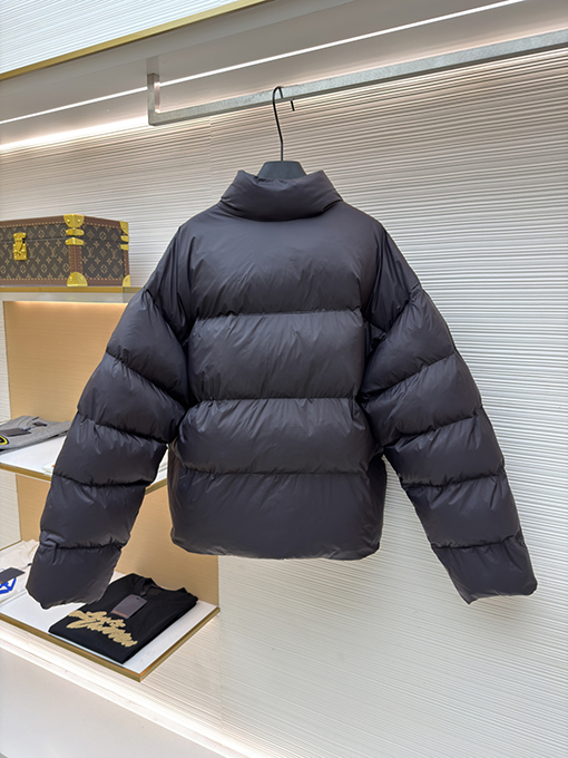 バレンシアガコピー 秋冬シリーズ シングルリング刺繍パールコットンジャケット