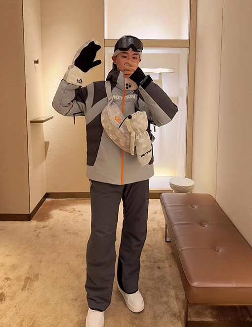 ルイヴィトン 新しいカラーブロックスキーダウンジャケット