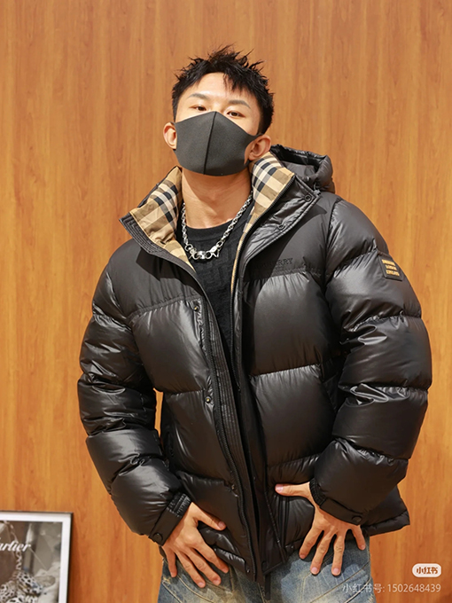 バーバリー 秋冬 ロゴインターシャ ダウンジャケット