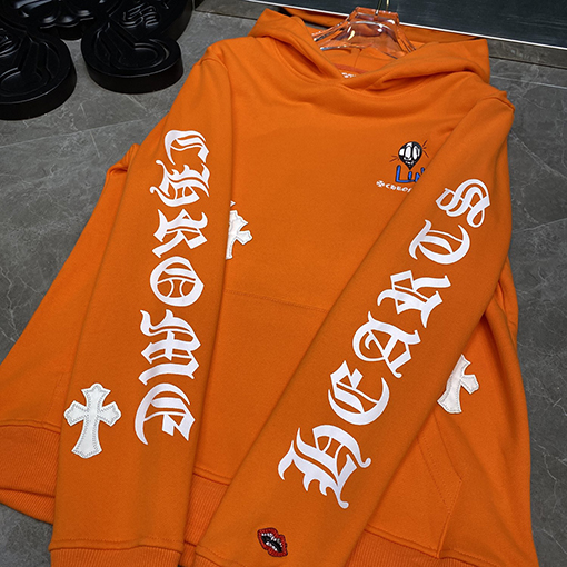 クロムハーツ Matty Boy クロス刺繍レザーグラフィティフード付きスパーカー
