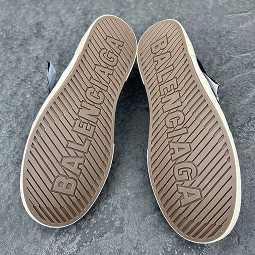 バレンシアガ PARIS SLIP ON GRAFFITI ウェアスタイルホワイトブラックカップルスニーカー