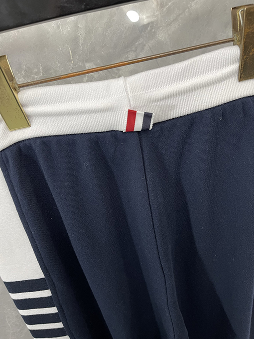 トムブラウンコピー 限定スウェットパンツ