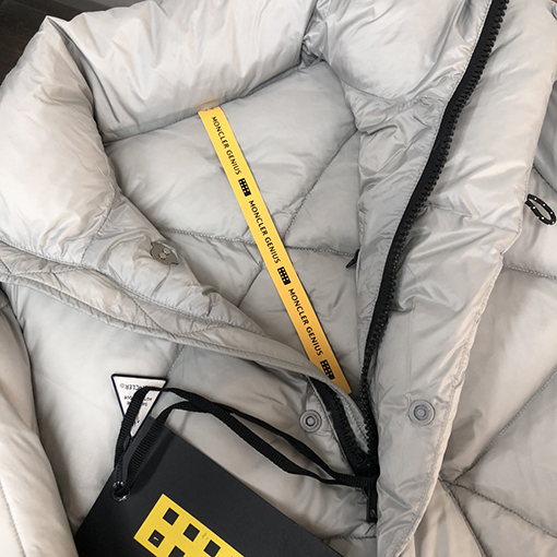 Moncler X Pharrell William 限定ークダウンジャケット