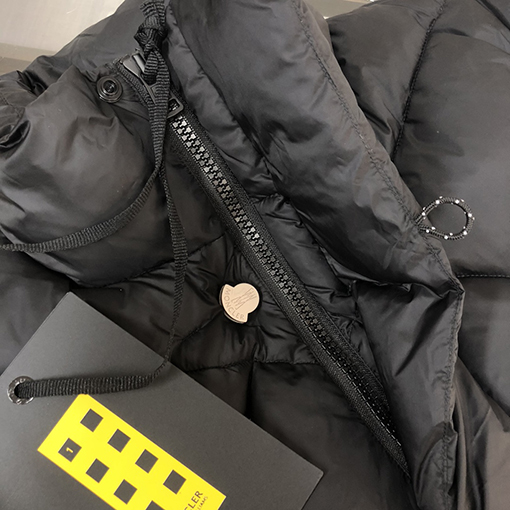 Moncler X Pharrell William 限定ークダウンジャケット