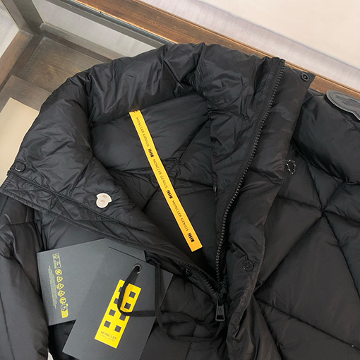 Moncler X Pharrell William 限定ークダウンジャケット