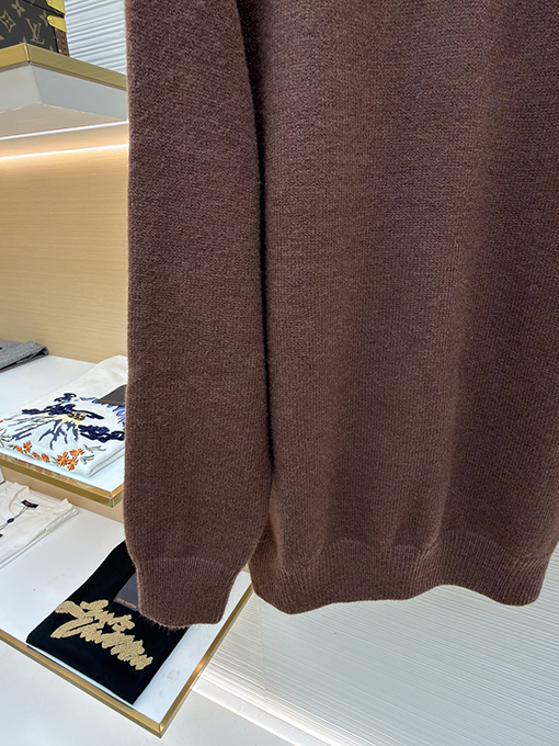 セリーヌスーパーコピー 新しくファッショナブルな凱旋門の刺繍ロゴニットウェア