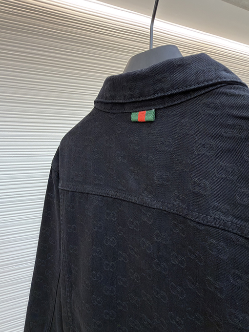 グッチ ダークパターンのジャカードデニムジャケット