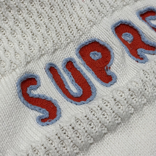 シュプリームコピー SPORT ZIP UP FOOTBALL HOOD SWEATER37 手刺繍のフード付きジップアップニットセーター