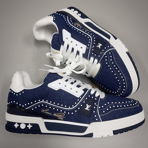ルイヴィトン LV Trainer Sneaker ロゴエンボスカップルスニーカー