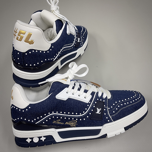 ルイヴィトン LV Trainer Sneaker ロゴエンボスカップルスニーカー