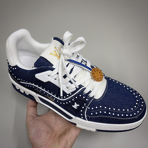 ルイヴィトン LV Trainer Sneaker ロゴエンボスカップルスニーカー