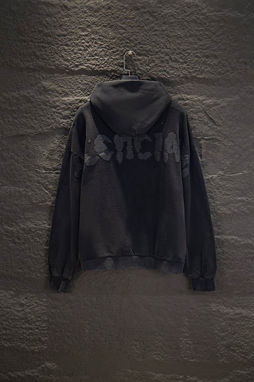 バレンシアガ Balenciaga ウォッシュのダメージフード付きジャケット