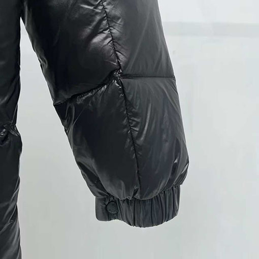 モンクレール 1952年限定DERVOX「グリーンファットマン」ダウンジャケット