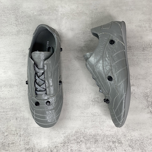 バレンシアガ Balenciaga パンクスタイルのレースアップフラットシューズ