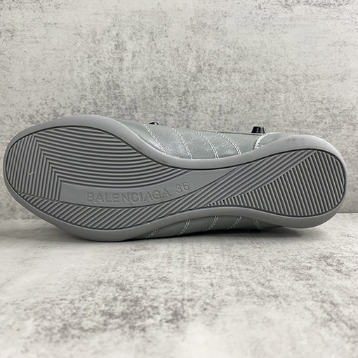 バレンシアガ Balenciaga パンクスタイルのレースアップフラットシューズ