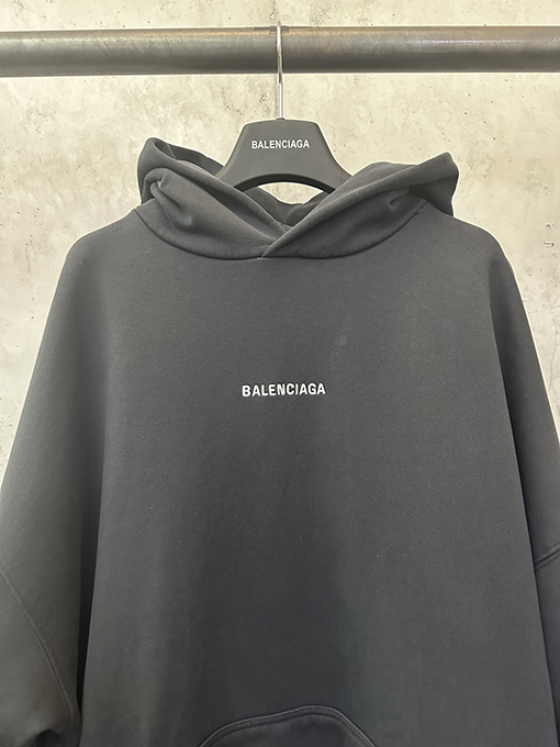 バレンシアガスーパーコピー Balenciaga ロゴ刺繍パーカー