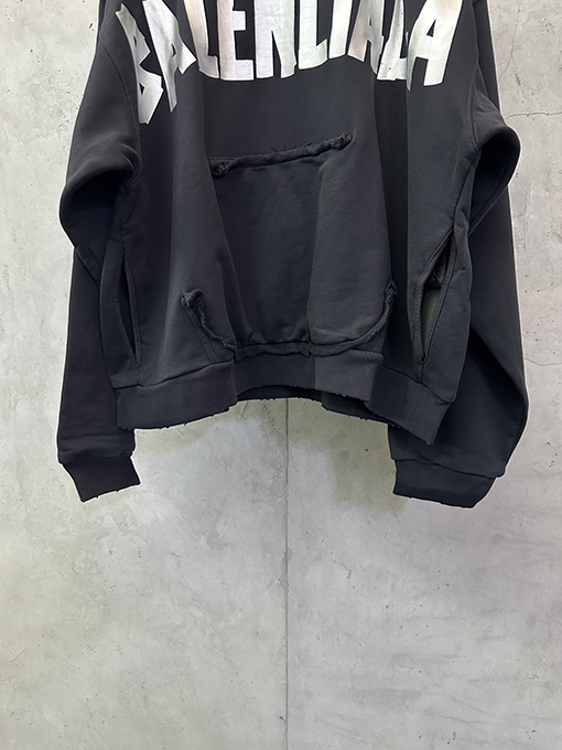 バレンシアガ Balenciaga シルバーテーププリントフード付きスウェットシャツ