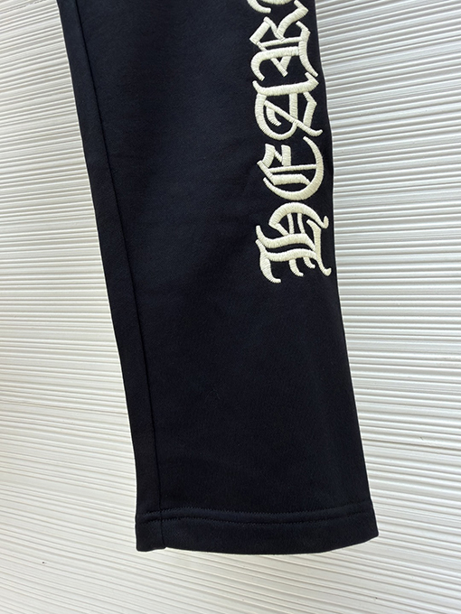 クロムハーツ 刺繍入りカジュアルパンツ