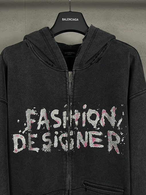 バレンシアガ FASHION DESIGNER レターアート ゴールド＆シルバー ピンクプリント ジッパー フード付きスウェットシャツ