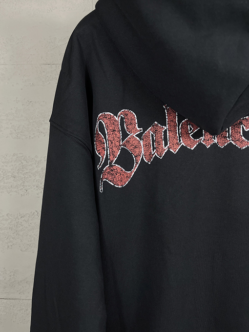 バレンシアガ Balenciaga 新しいツートンのしロゴウォッシュダメージのジップアップパーカー