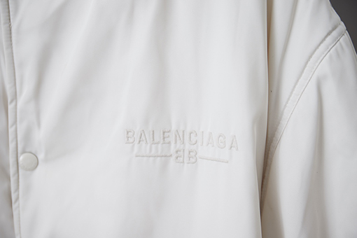 バレンシアガ Balenc1aga アルファベットロゴ刺繍 中綿フライトジャケット