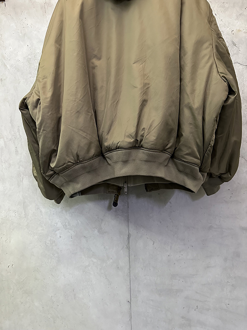 バレンシアガ Bomber 厚のダブルレイヤージャケット