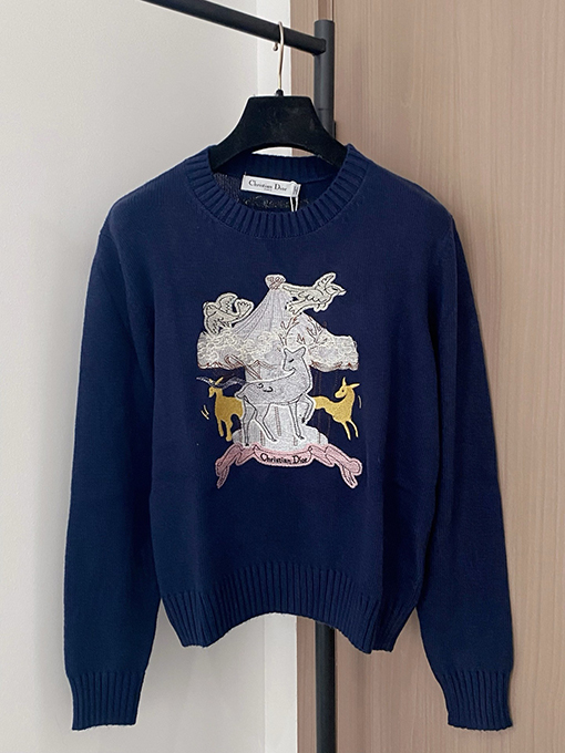 ディオールスーパーコピー 新しいラウンドネックの刺繍入りニット長袖セーター