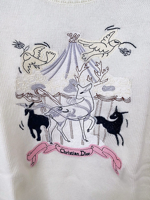 ディオールスーパーコピー 新しいラウンドネックの刺繍入りニット長袖セーター