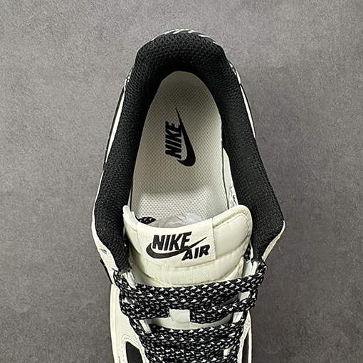 ジバンシイ Nike Air Force 1'07 Low X Givenchy コラボレーションスタイルスニーカー
