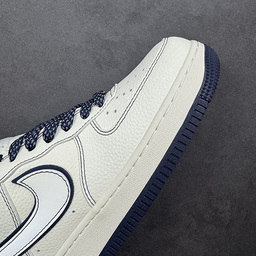 シュプリームコピー Nike Air Force 1'07 Low X Supreme ローカット スニーカー