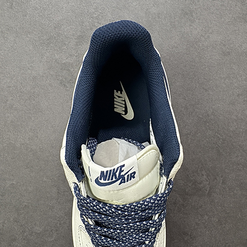 シュプリームコピー Nike Air Force 1'07 Low X Supreme ローカット スニーカー