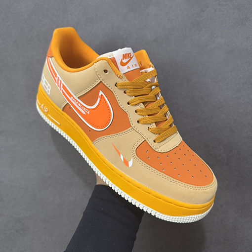 バレンシアガ Nike Air Force 1'07 Low X Balenciaga コラボレーションローカットスニーカー