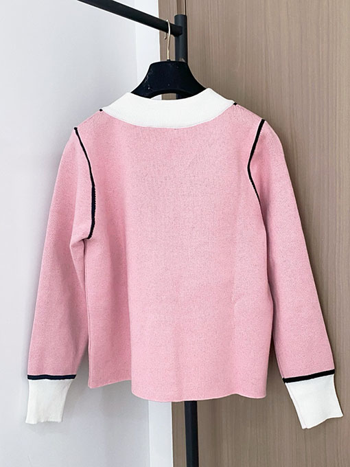 ロエベ 新しいロゴ入りカーディガン