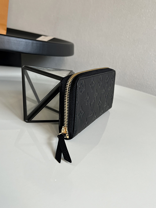 ルイヴィトン Monogram Empreinte クラシックなクレマンス ウォレット M60171