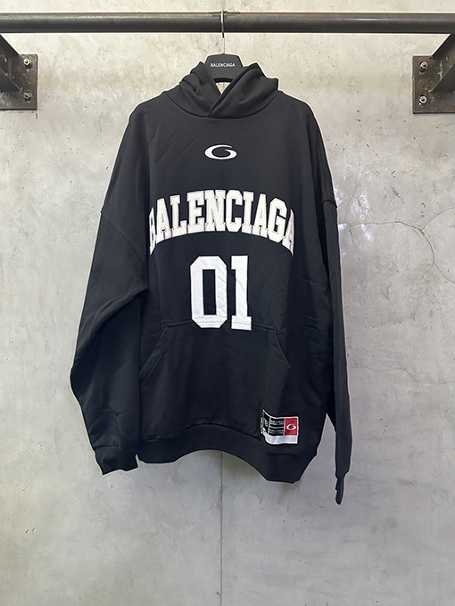 バレンシアガ Balenc1aga バスケットボール 01 刺繍プリント フード付きスウェットシャツ
