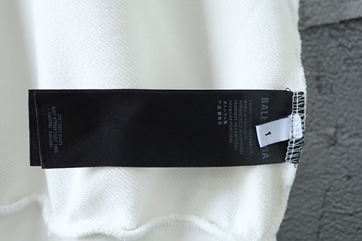 バレンシアガ Balenc1aga 英語の刺繍とダメージのジッパーがダメージのフード付きスウェットシャツ