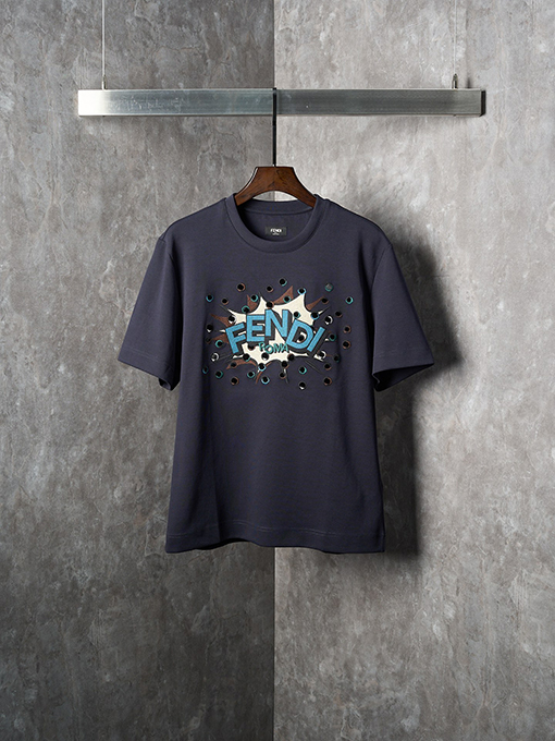 フェンディスーパーコピーネイビー アイレット刺繡 グラフィック 半袖 Tシャツ