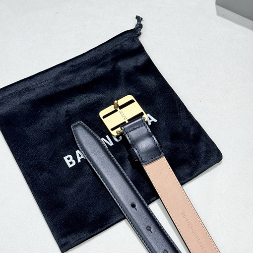 バレンシアガ ファッションレトロバックルベルト