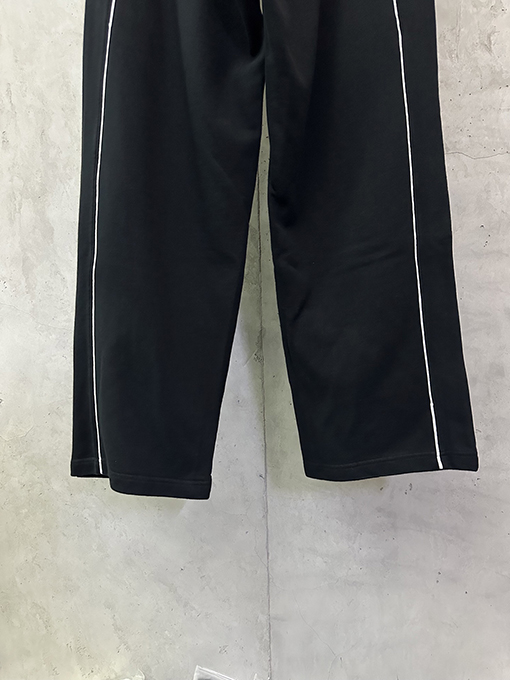 バレンシアガ soccer tarcksuit マンチェスターユナイテッドサッカースポーツパンツ