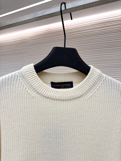 ルイヴィトン ベーシックなロゴ刺繍り無地プルオーバーニットセーター